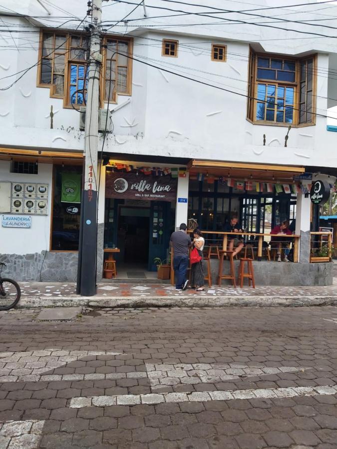 Galapagos Native Pansiyon Puerto Ayora  Dış mekan fotoğraf